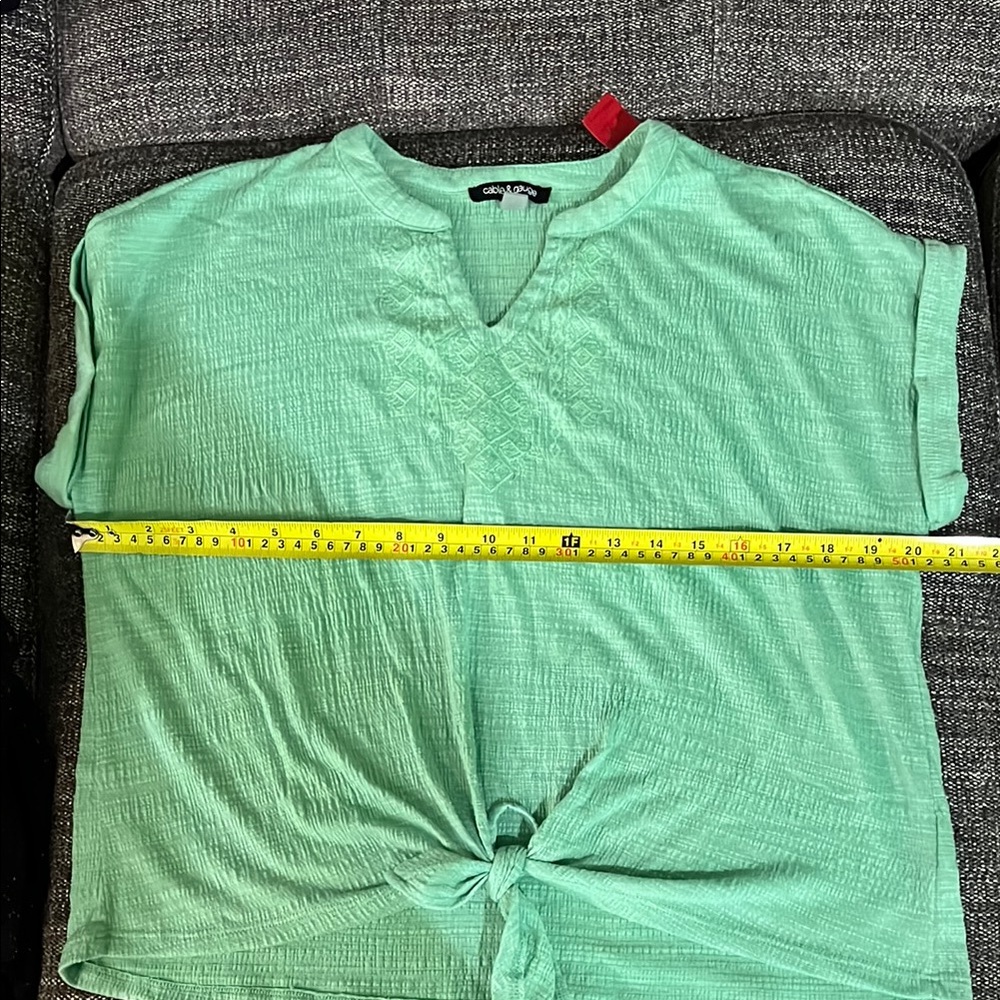 Cable & Gage Light Green Tie-Front Women's Top - Embroidered V-Neck